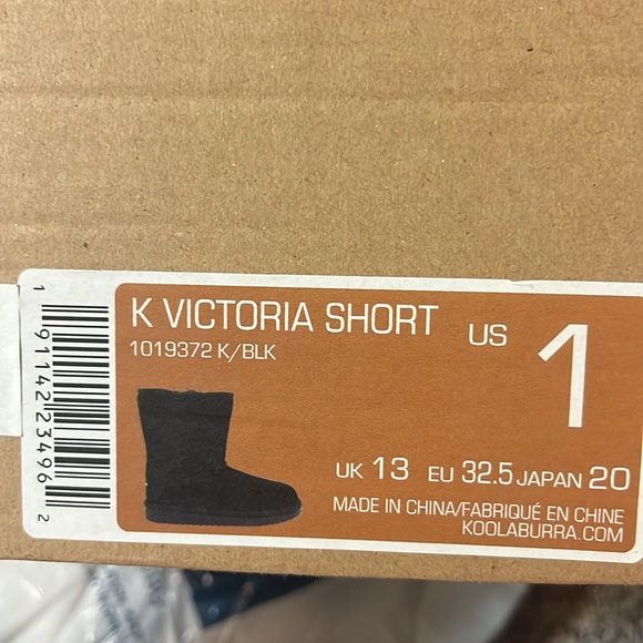 Never worn girls KOOLABURRA boots size 1 - Picture 5 of 8